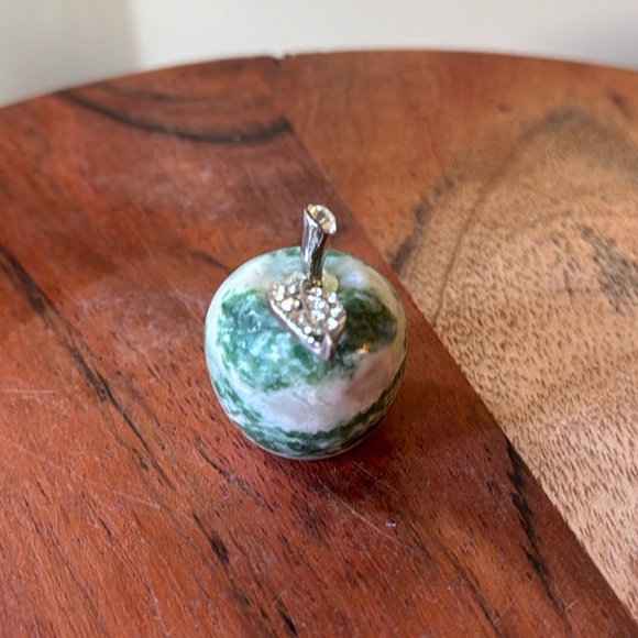 Jasper Stemmed Apple - Picture 5 of 5